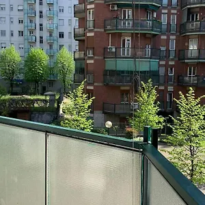 Casa Dei Fiordalisi Milano